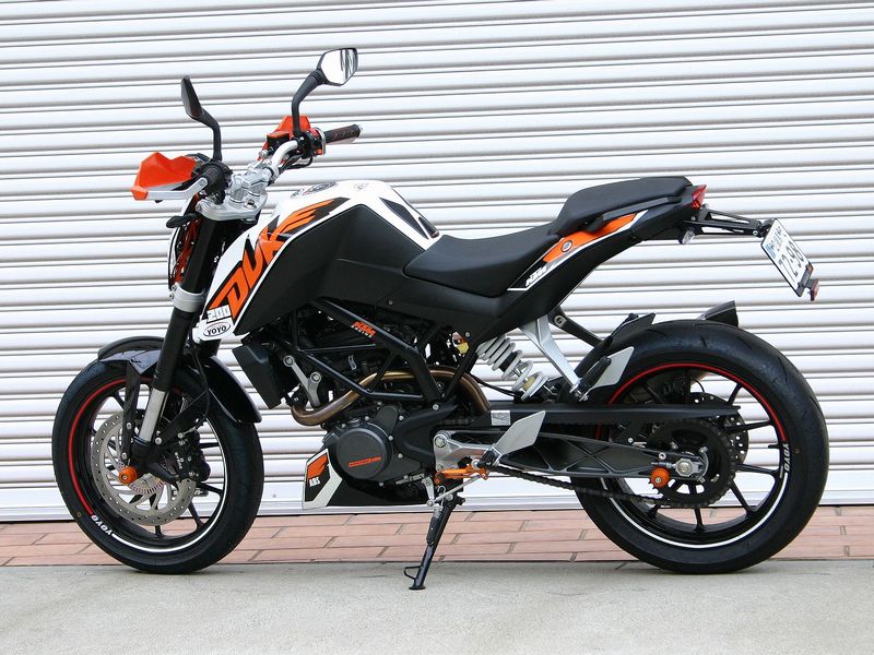 ktm200_cus1_13.jpg