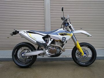 Husqvarna試乗車ラインナップ　FE250 SM オリジナルカスタム車