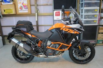 KTM 1050 ADVENTURE の YOYO林道仕様 "RS-1"