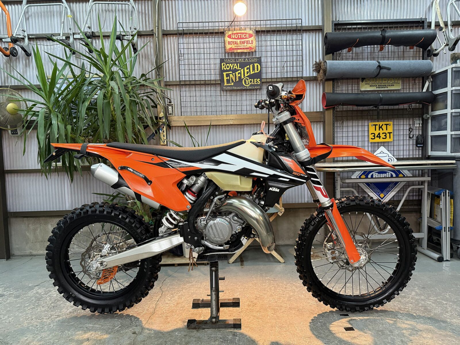 Thumbnail of post image 019